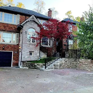 https://the-leaside-garden-guesthouse.niagara-fallshotels.com