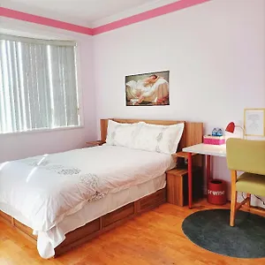 https://warm-retreat-vancouver.vancouver-hotels-bc.net