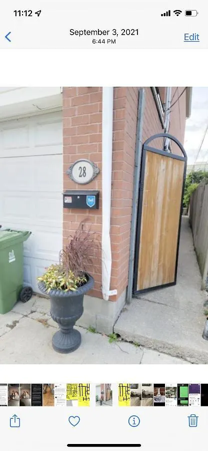 Downtown Studio In Leslieville With Hot Tub Hotel Toronto Guest house